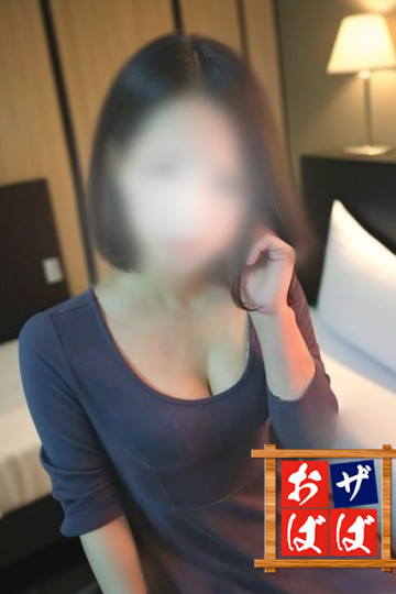 THE オババ［素人熟女の肉体美］ かえでさん